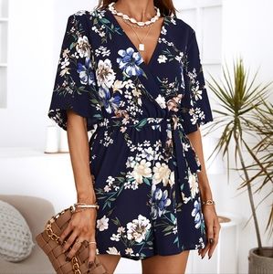 Dulce V-neck Short Sleeve Elastic Waist Jumpsuit, Medium